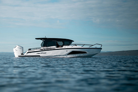 Катер Nordkapp Gran Coupe 905 V12